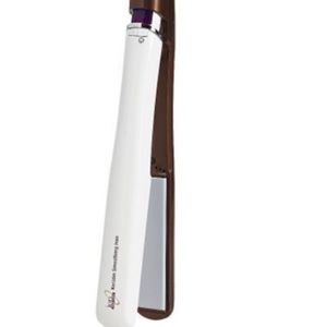 🔥SALE🔥Ion 1” keratin smoothing iron